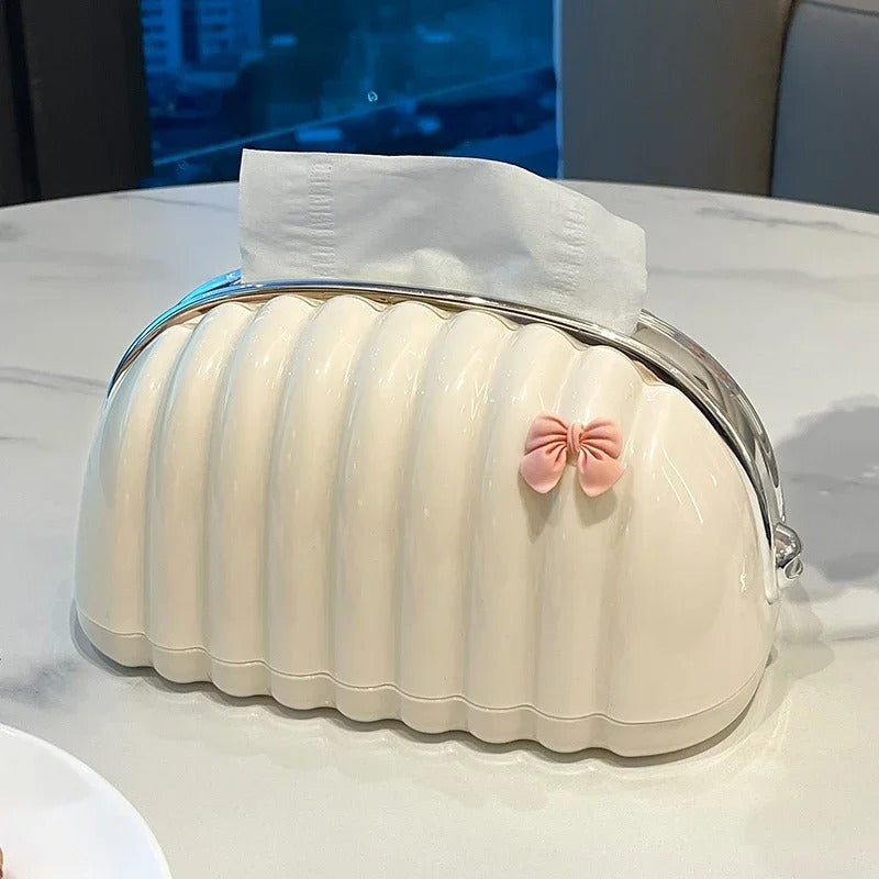 Aesthetic Tissue Holder